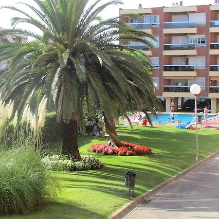 Apartamentos Alquihouse Vilafortuny กัมบริลส์ ห้อง รูปภาพ