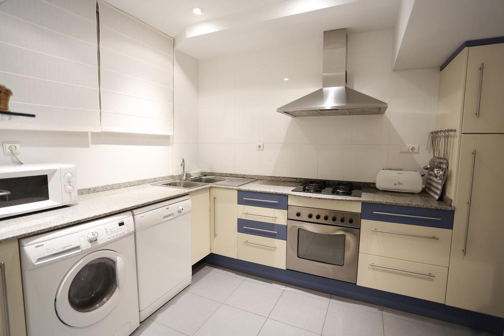 Apartamentos Alquihouse Vilafortuny กัมบริลส์ ห้อง รูปภาพ