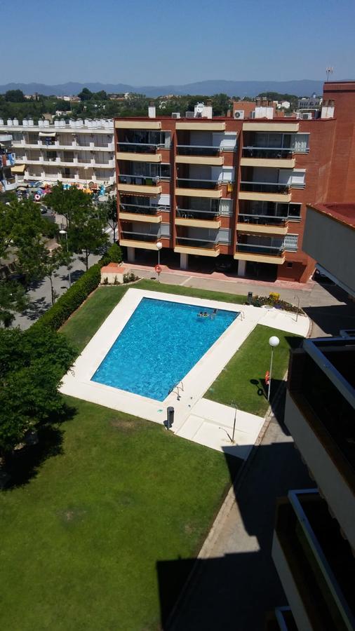 Apartamentos Alquihouse Vilafortuny กัมบริลส์ ภายนอก รูปภาพ